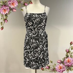 Nine West mini Dress with straps size small‎